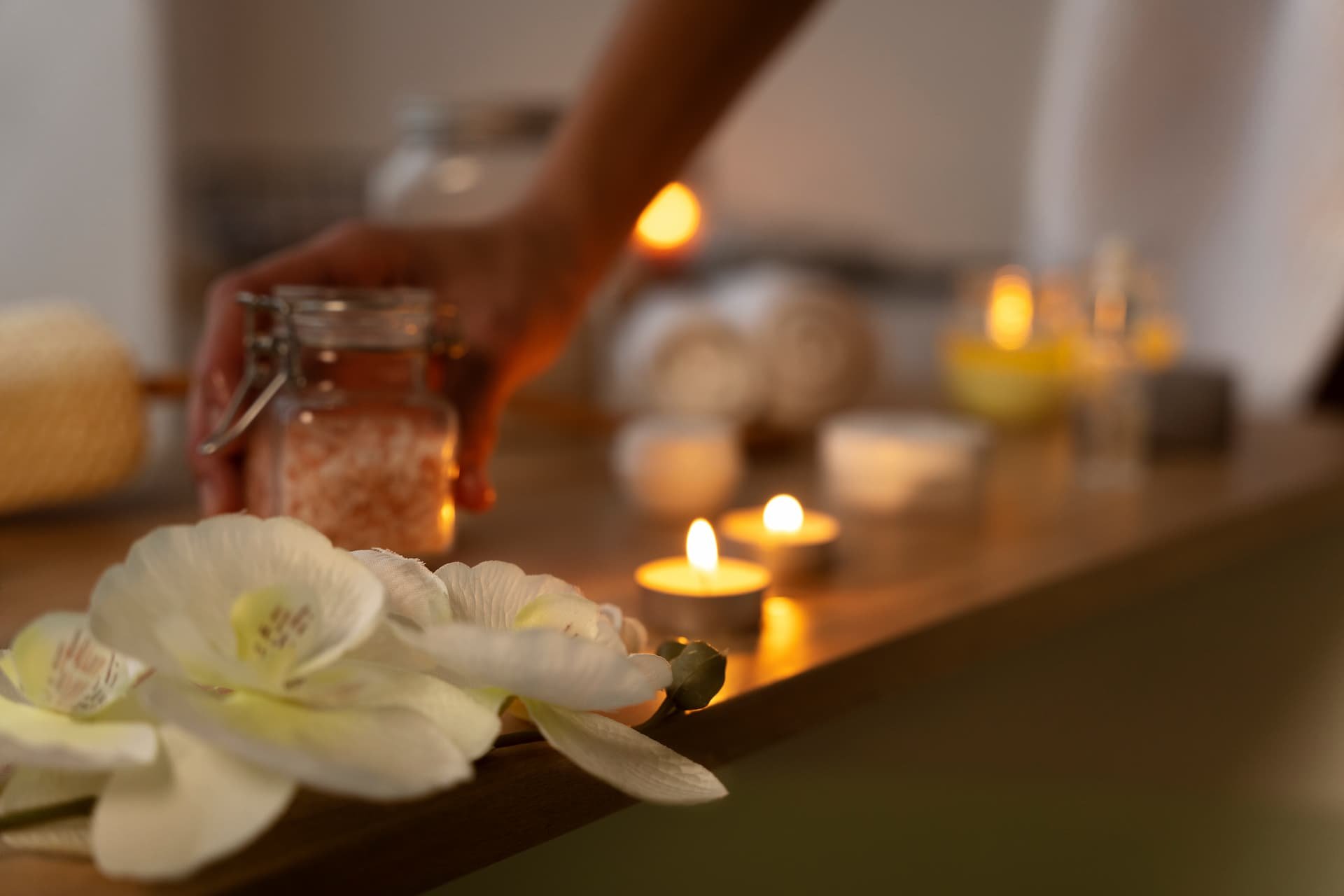 Aromatherapy massage in Shakhbout city 